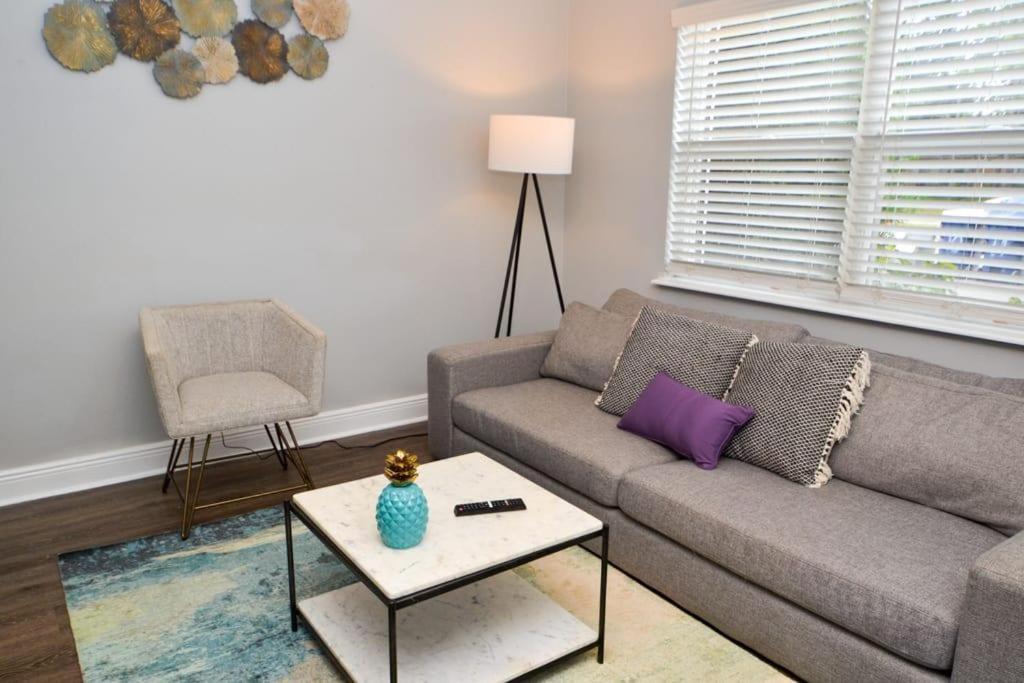 New 2br * Tampa