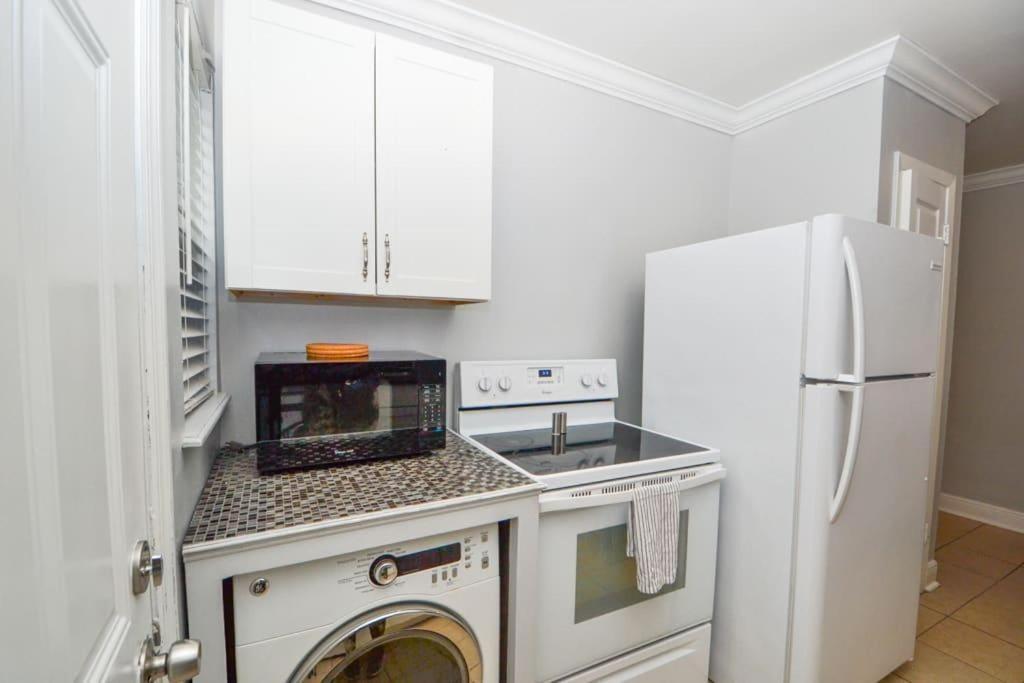 New 2br Apartment *