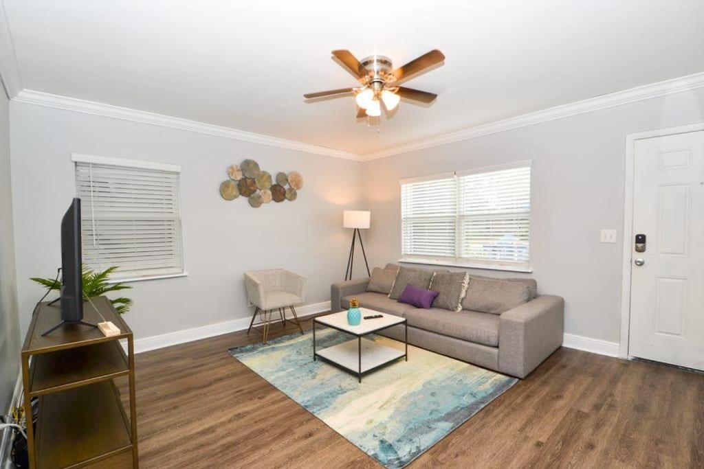 New 2br Apartment *