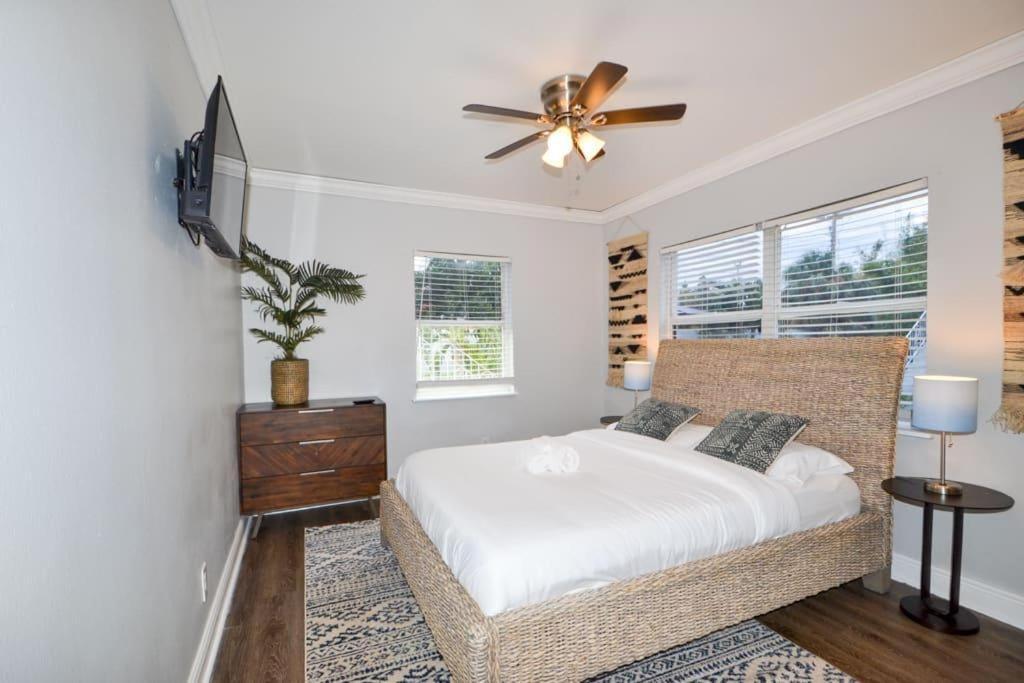 Apartment New 2br Tampa